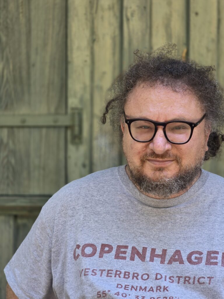 Porträt von Carsten Weigelt, Autor und Künstler für Literatur und Malerei